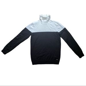 Calvin Klein Lightweight Turtleneck Sweater